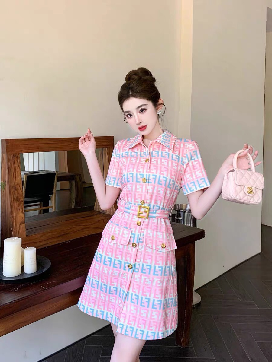 ĐẦM SƠ MI CHỮ KÈM BELT D93